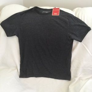 BRAND NEW (WITH TAGS & STICKER) Mossimo T-Shirt